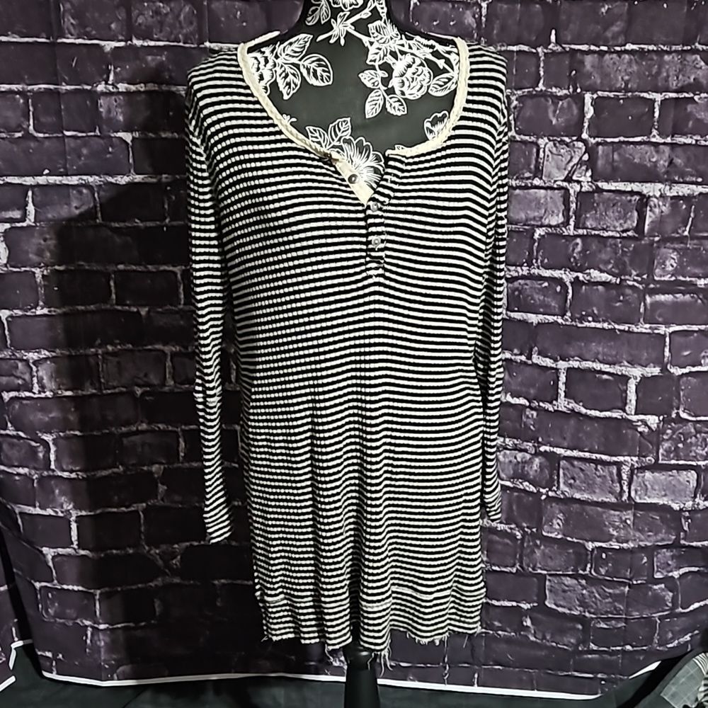 We The Free Tunic Sweater black&White Striped size Small - Picture 2 of 10